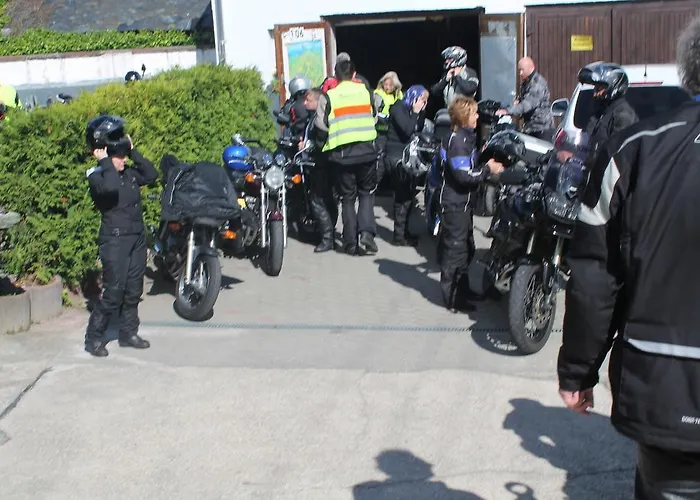 호텔 Hotel-gasthof Zur Krone