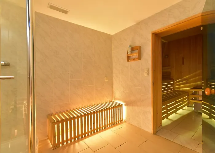 Hotel Hotel-gasthof Zur Krone 3*